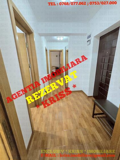 Apartament cu 2 camere decomandat în Craiovei