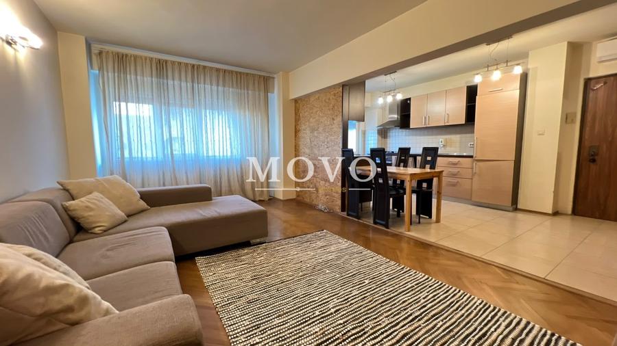 Apartament cu 3 camere decomandat, mobilat în Aradului