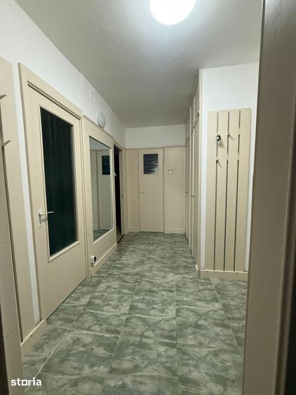Apartament cu 3 camere decomandat în Pantelimon