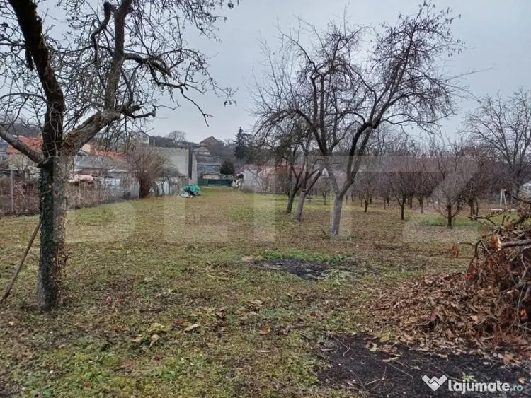 Teren de 2497 mp, în Turda