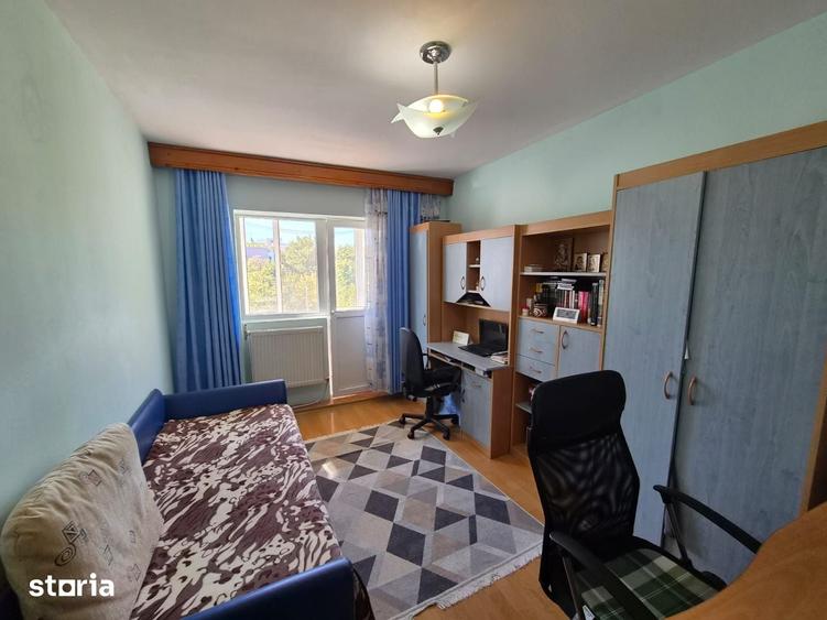Apartament cu 3 camere decomandat în Bistrița Lac