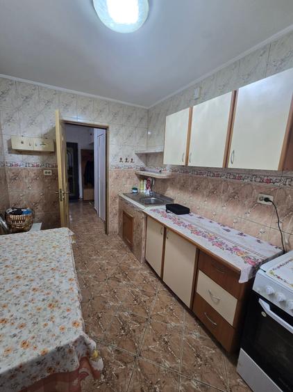 Apartament cu 2 camere decomandat, mobilat în Gorjului