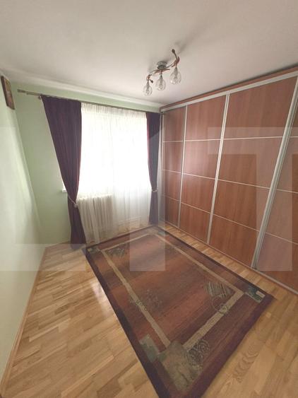 Apartament cu 4 camere decomandat, mobilat în Sud-Vest