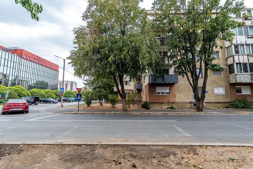 Apartament cu 2 camere decomandat în Micălaca