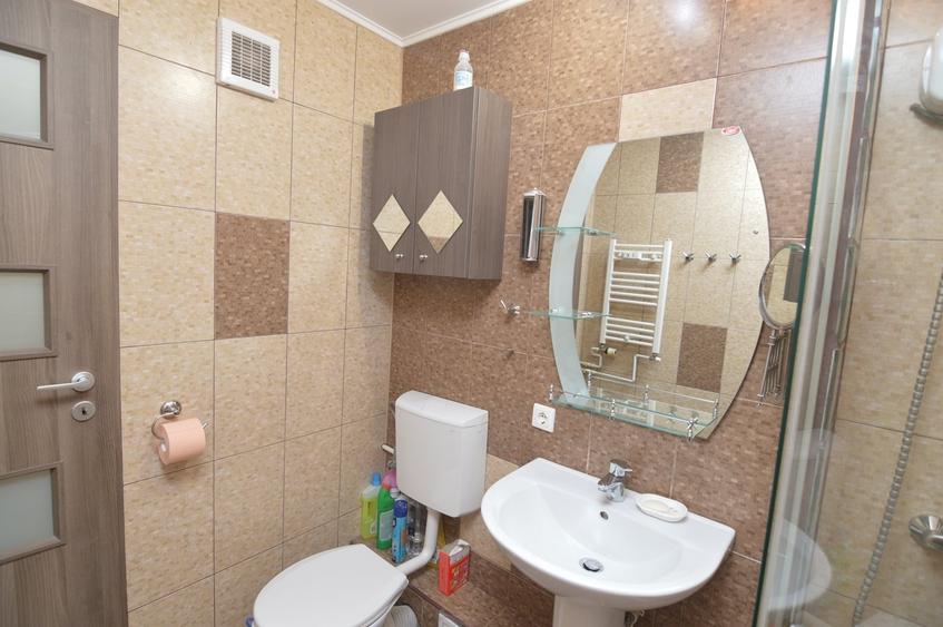 Apartament cu 2 camere semidecomandat în Moșilor