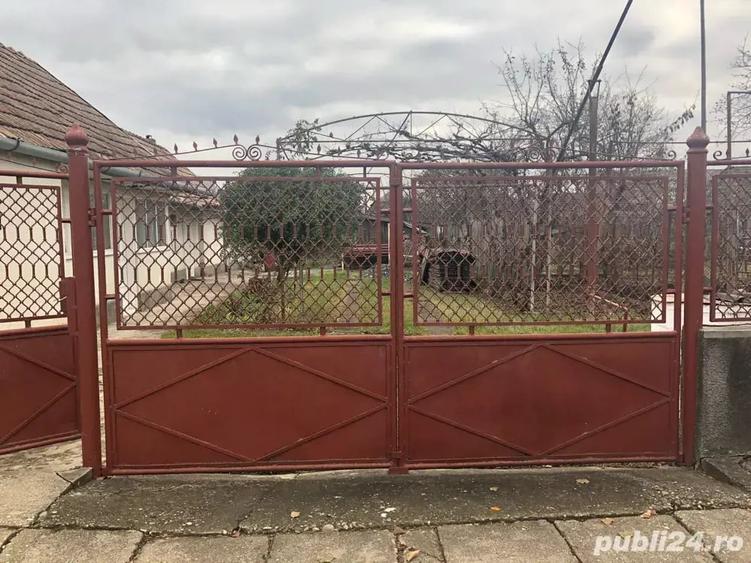 Casă cu 3 camere în Câmpia Turzii