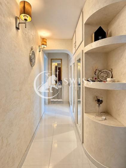 Apartament cu 3 camere decomandat, mobilat în Central