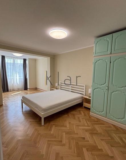 Apartament cu 3 camere decomandat, mobilat în Gheorgheni