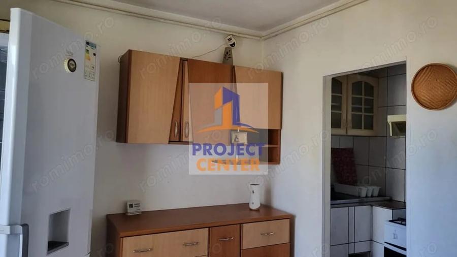 Apartament cu 2 camere decomandat în Eremia