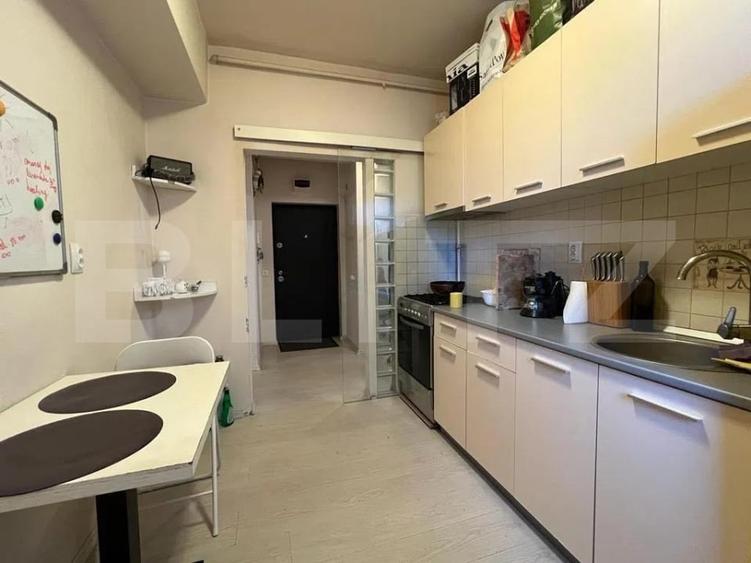 Apartament cu 2 camere decomandat, mobilat în Mărăști