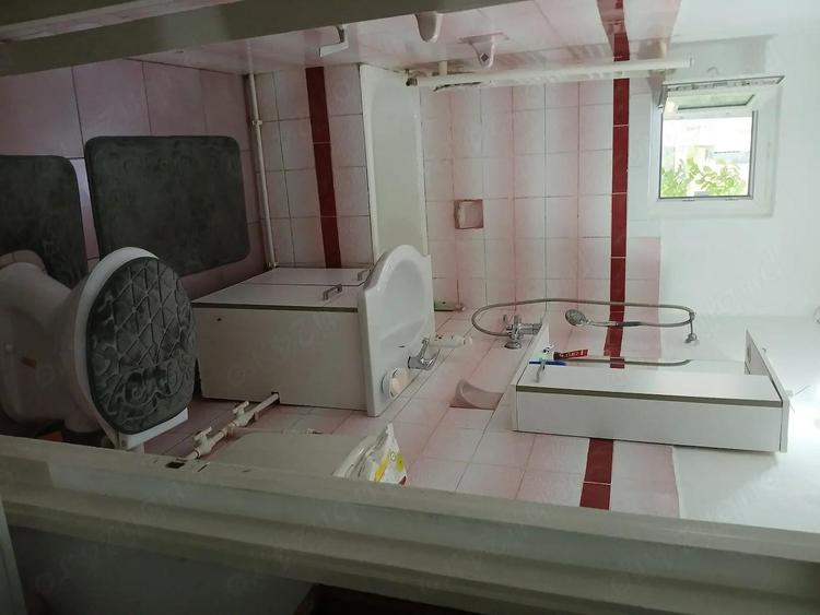 Garsonieră decomandată în Viziru 1