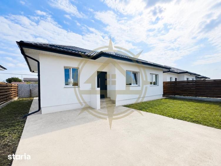 Casă cu 4 camere cu Teren 280 Mp în Crevedia