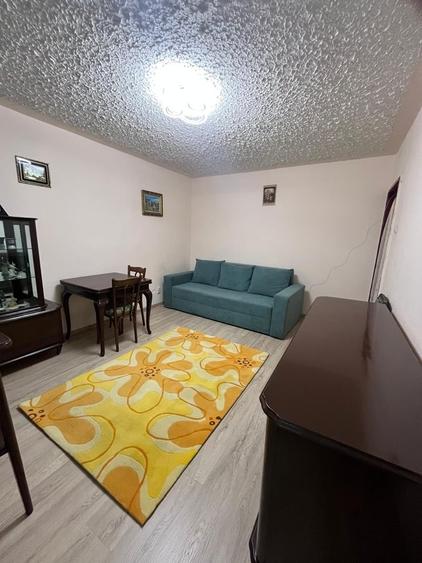 Apartament cu 2 camere decomandat în Progresul