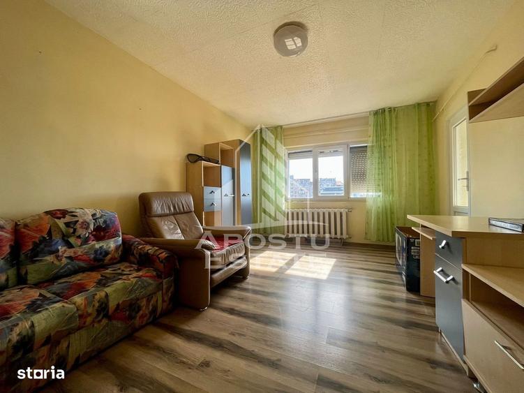 Apartament cu 2 camere, mobilat în Pârneava