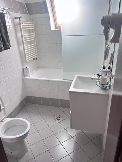 Spațiu comercial, de 500 mp, în Central