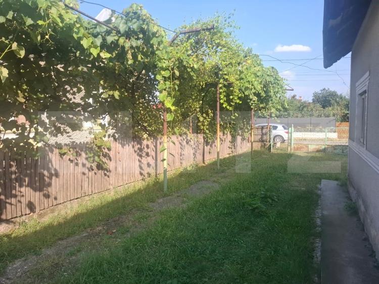 Casă individuală cu 5 camere cu Canalizare în Gura Foii