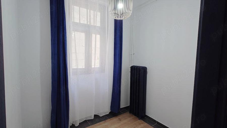 Apartament cu 3 camere semidecomandat în Central