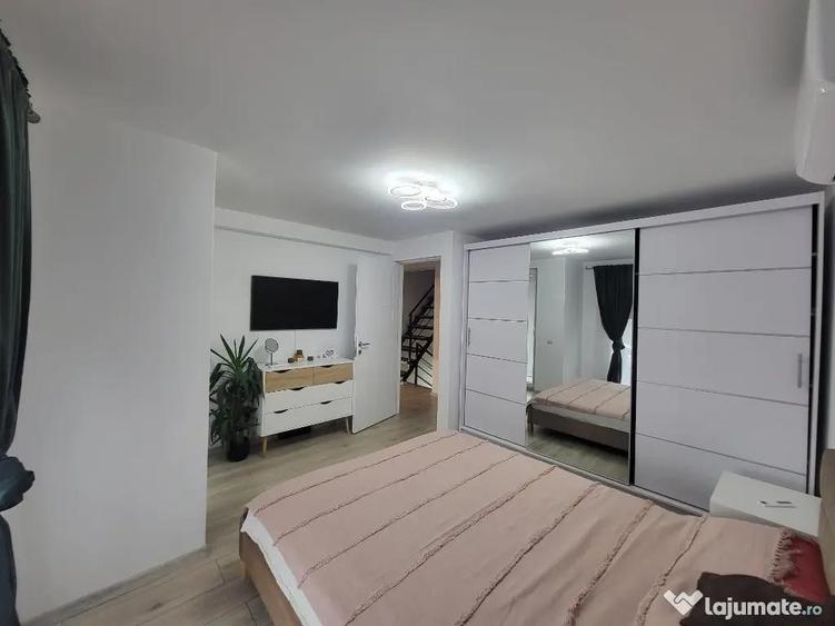 Casă cu 3 camere cu Teren 100 Mp în Central