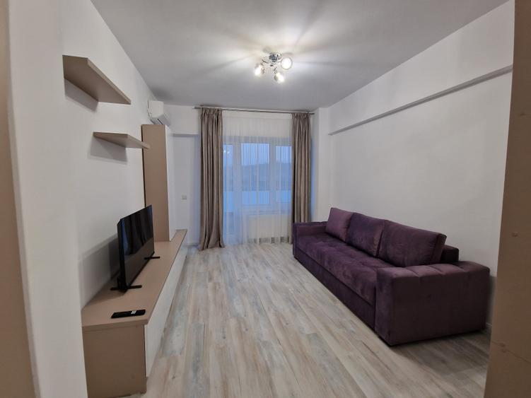 Garsonieră decomandată în Podu Roș