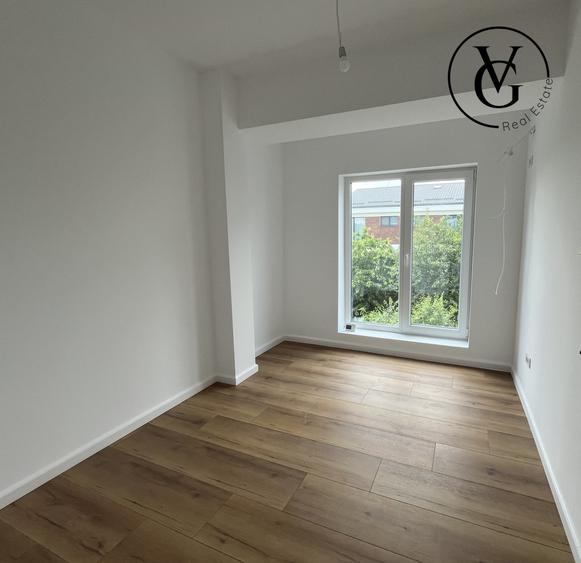 Duplex cu 5 camere cu Canalizare în Theodor Pallady