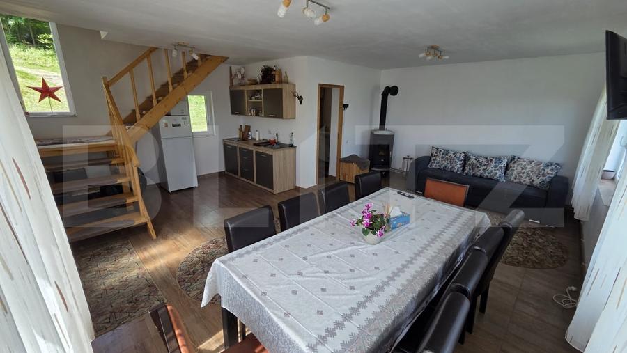 Casă individuală cu 3 camere cu Teren 4300 Mp în Ampoița