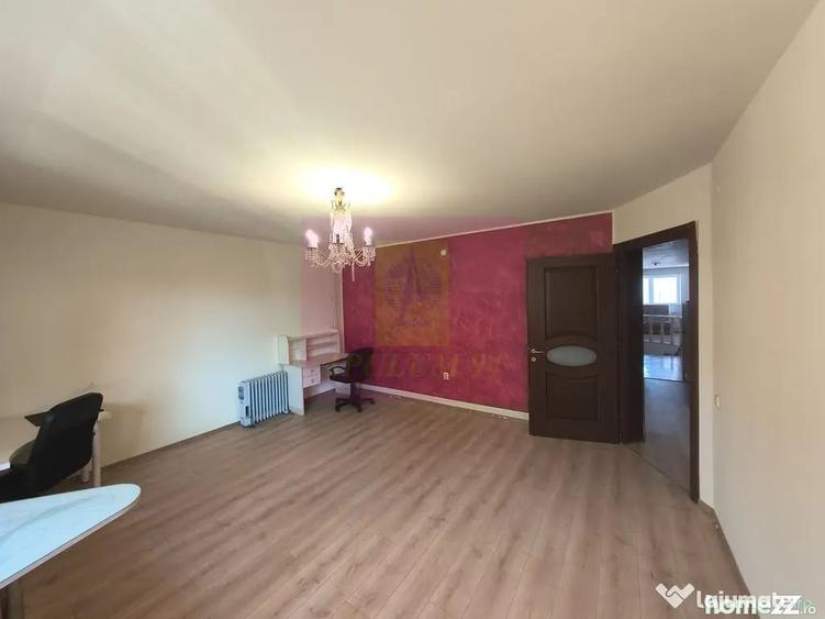 Casă cu 1 camere cu Teren 1000 Mp în Central