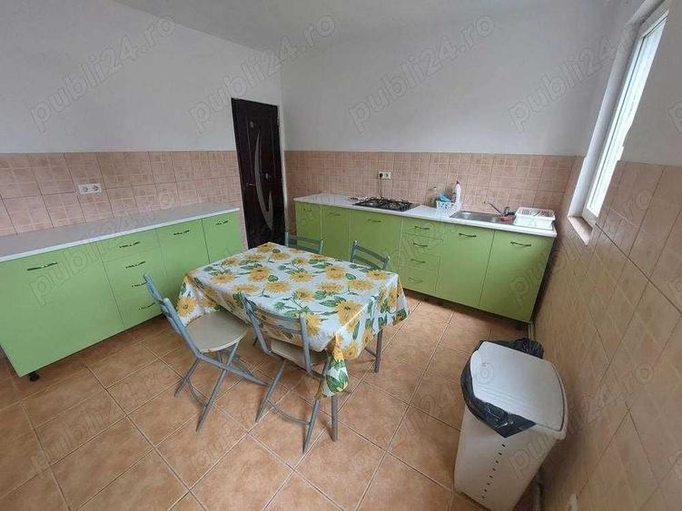Casă cu 4 camere în Ultracentral