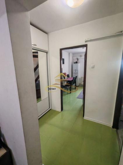 Apartament cu 3 camere decomandat, mobilat în 9 Mai