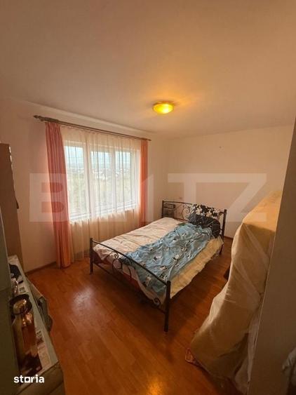 Casă cu 6 camere cu Teren 1000 Mp în Șcheia