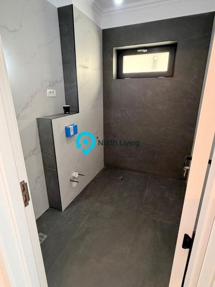 Duplex cu 5 camere cu Canalizare în Central