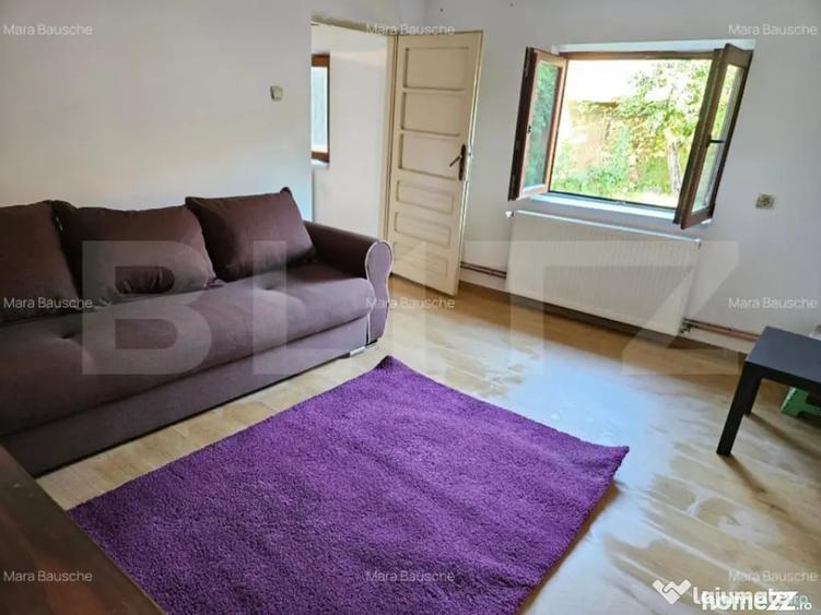 Casă cu 5 camere cu Teren 1000 Mp în Odobești