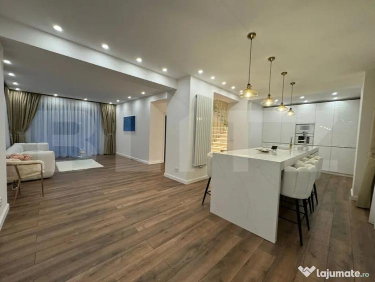 Casă cu 5 camere cu Teren 366 Mp în Central