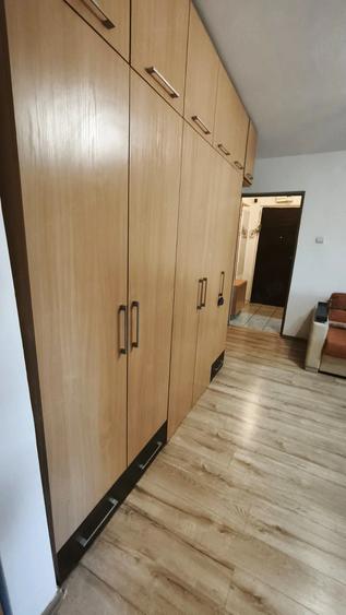 Apartament cu 2 camere semidecomandat în Brâncoveanu