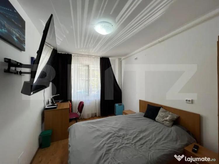 Apartament 3 camere, 91mp, decomandat, parcare, zona strazii - 1