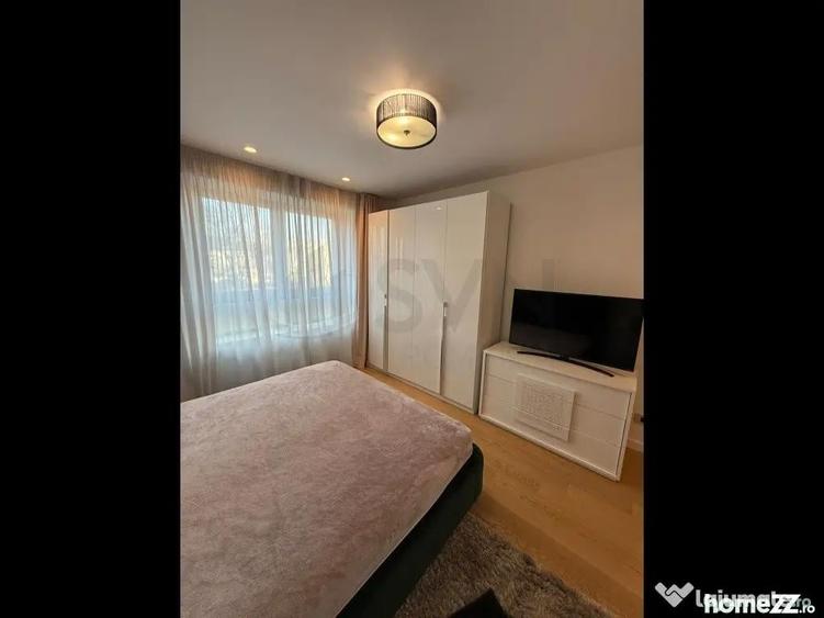 Apartament cu 3 camere semidecomandat în Aviației