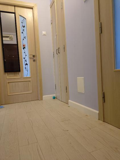 Apartament cu 3 camere decomandat în Titan
