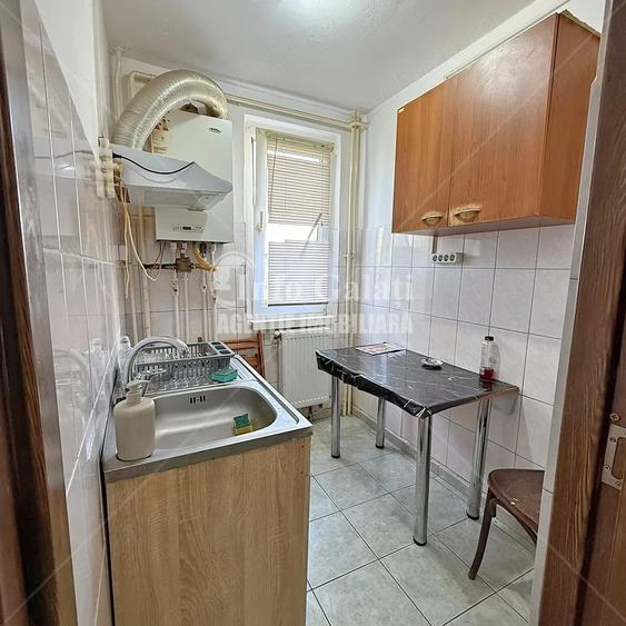 Apartament cu 2 camere semidecomandat în Micro 19