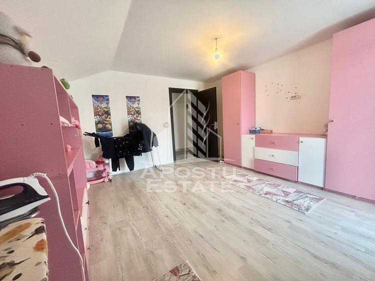 Casă individuală cu 5 camere cu Canalizare în Nord