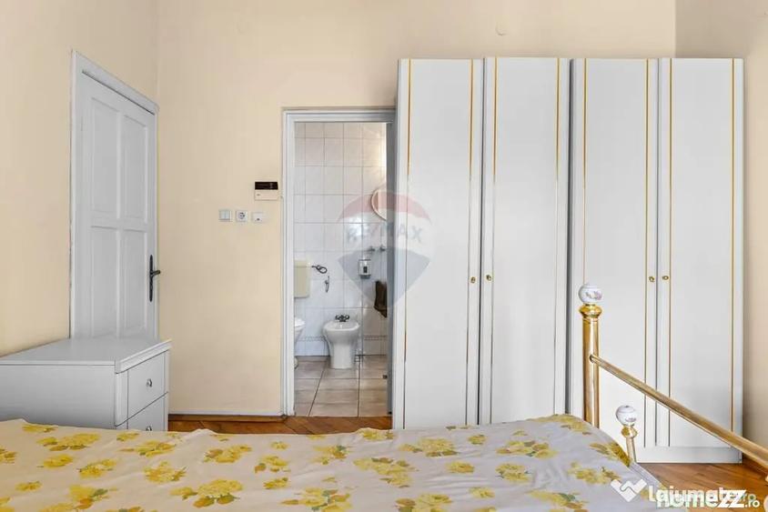 Casă cu 3 camere cu Teren 320 Mp în Intim