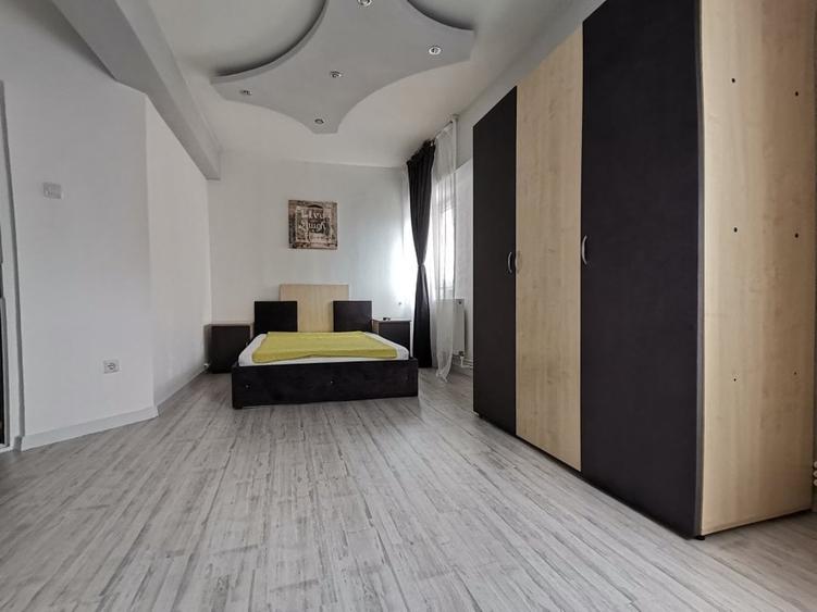Apartament cu 2 camere circular, mobilat în Tomis II