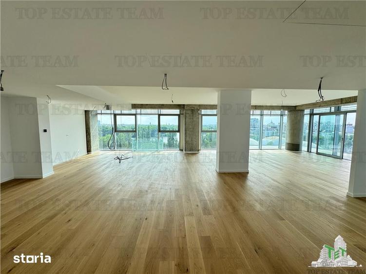 Apartament cu 5 camere în Floreasca