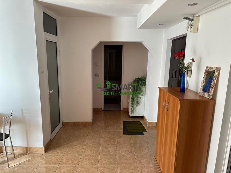 Apartament cu 3 camere în Sud