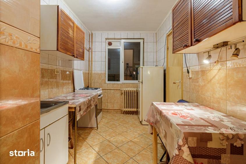 Apartament cu 3 camere decomandat în Militari