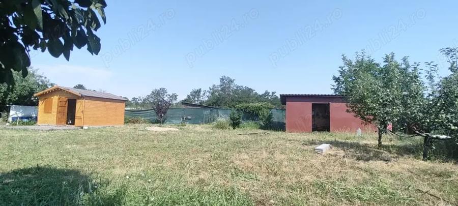 Teren de 1200 mp, în Căscioarele (Ulmi)