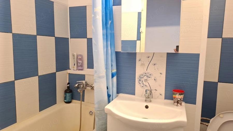 Apartament cu 2 camere nedecomandat în Central
