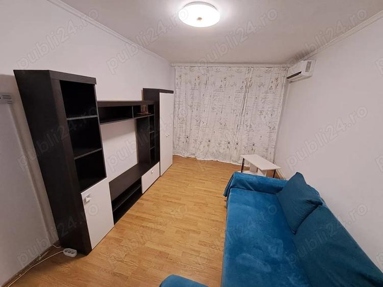 Garsonieră decomandată în Radu Negru