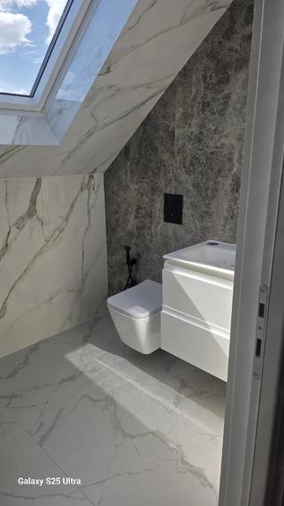 Casă cu 5 camere cu Teren 500 Mp în Horia