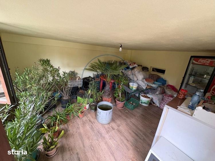 Casă cu 4 camere cu Teren 943 Mp în Central