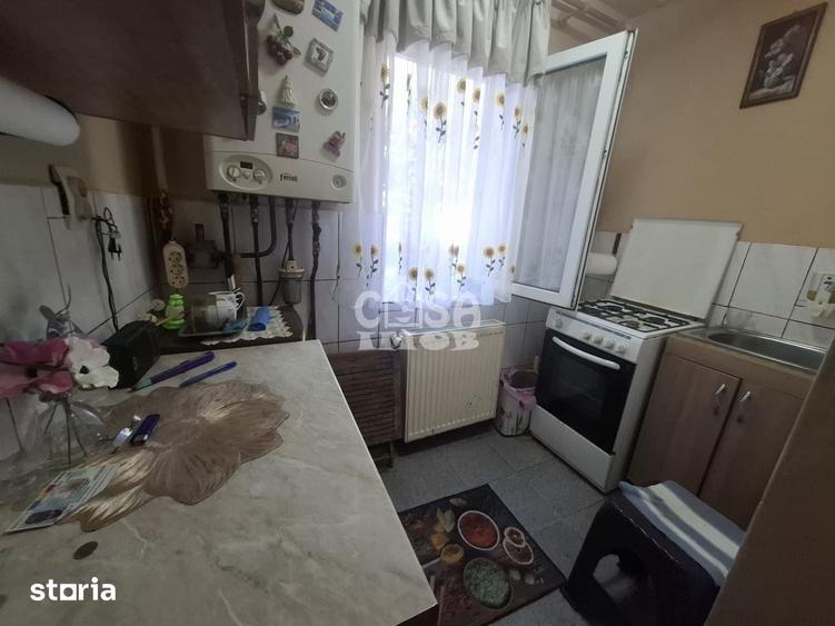 Apartament cu 2 camere în Micro 8