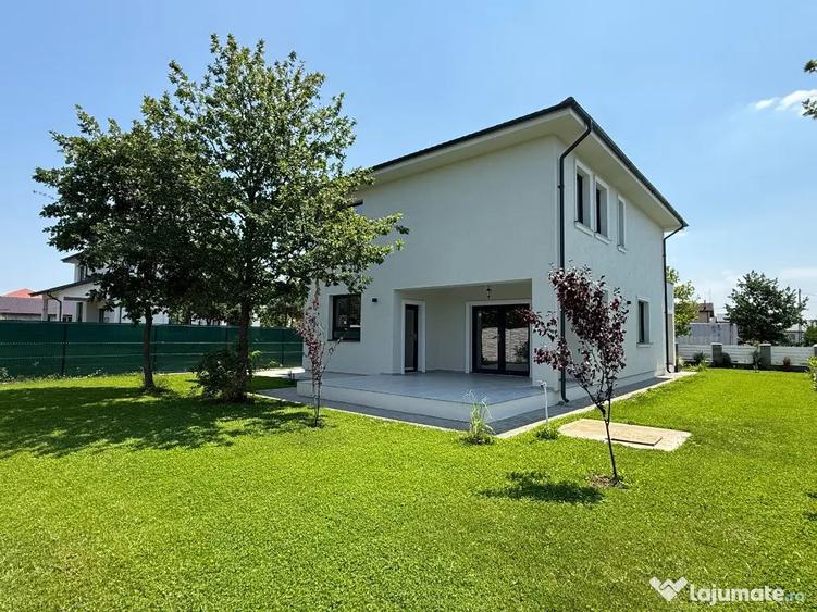 Casă cu 4 camere cu Teren 550 Mp în Crevedia